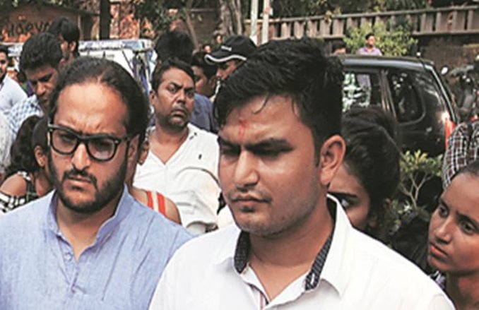 दिल्ली चुनाव: कांग्रेस ने बताए 7 और उम्मीदवार, अयोग्य घोषित किए गए नेता को भी दिया टिकट