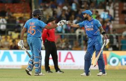 India Vs Australia 3rd ODI: रोहित ने जड़ा ताबड़तोड़ शतक, टीम इंडिया ने 2-1 से ऑस्ट्रेलिया को हराई सीरीज
