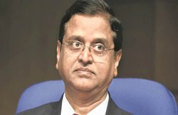 केंद्र सरकार के सामने एक और मुश्किल! कर संग्रह निर्धारित लक्ष्य से करीब ढाई लाख करोड़ रुपये कम रहने का अनुमान