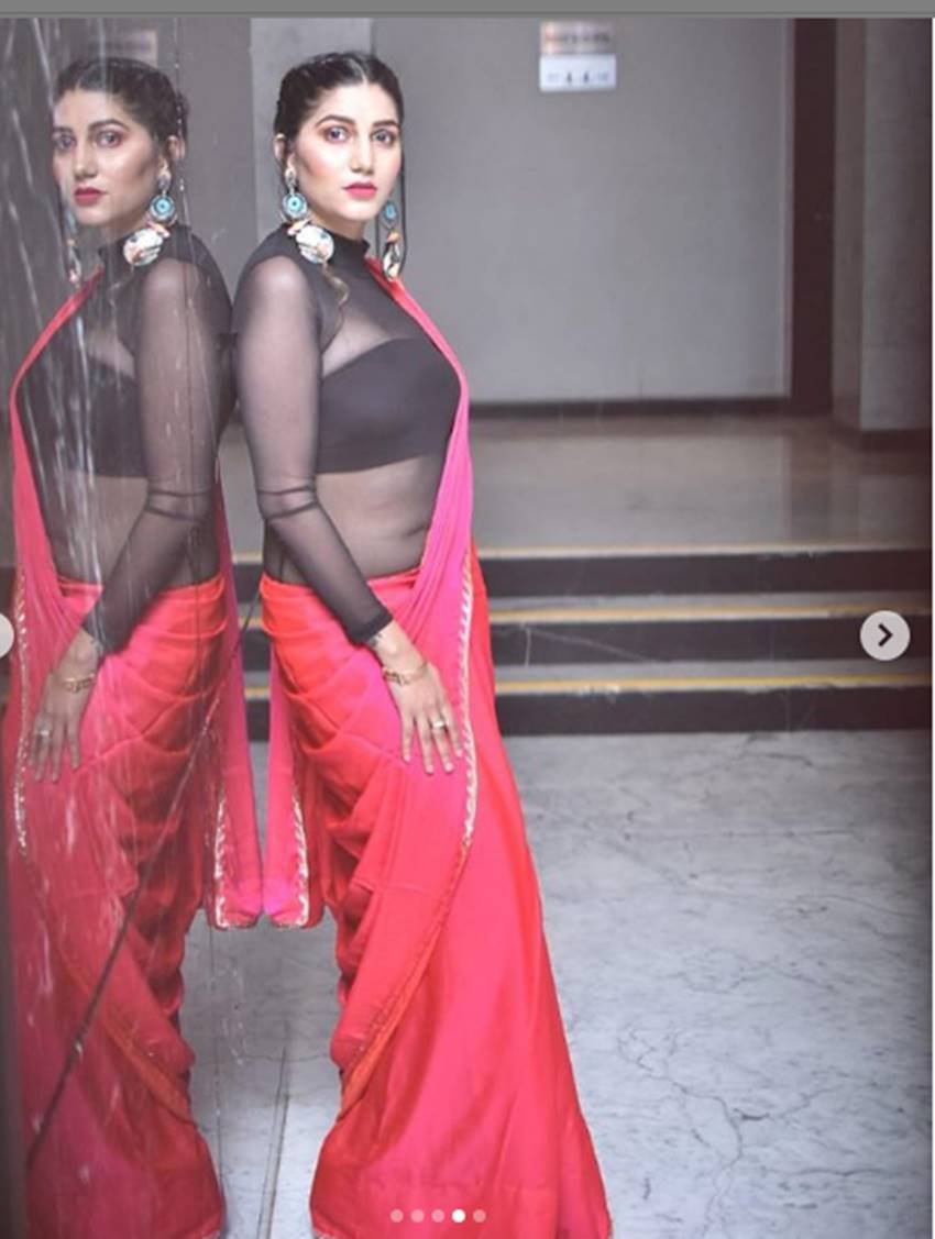 Sapna Chaudhary, Sapna Chaudhary photos, Sapna Chaudhary songs, Sapna Chaudhary pics, Sapna Chaudhary hot photo, Sapna Chaudhary new dance Video, Sapna Chaudhary video, Sapna Chaudhary video viral, haryanvi dancer sapna chaudhary,Entertainment Movies Bollywood bollywood entertainment hindi news,