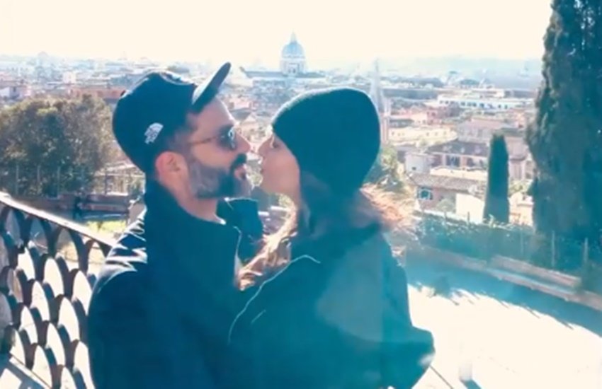 Happy New Year, sonam kapoor, सोनम कपूर, anand ahuja, happy new year, welcome 2020, sonam kapoor video, बॉलीवुड, bollywood news, bollywood, बॉलीवुड न्यूज, सोनम कपूर ने पति संग शेयर किया वीडियो, Happy New Year, sonam kapoor, सोनम कपूर, anand ahuja, happy new year, welcome 2020, sonam kapoor video, बॉलीवुड, bollywood news, bollywood, बॉलीवुड न्यूज, सोनम कपूर ने पति संग शेयर किया वीडियो,