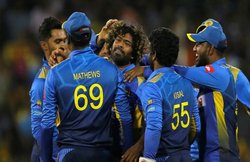 IND vs SL: भारत के खिलाफ मैच के लिए गुवाहाटी पहुंची श्रीलंका, मैथ्यूज की हुई टीम में वापसी