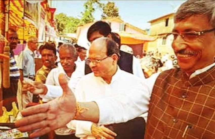 फर्जी मंत्री सुनील सिंह, फोटो सोर्स - सोशल मीडिया