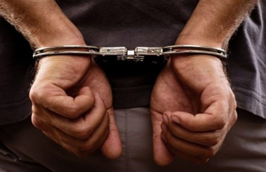 हाल ही में दिल्ली से 3 संदिग्ध आतंकियों को गिरफ्तार किया गया था। प्रतीकात्मक तस्वीर। 