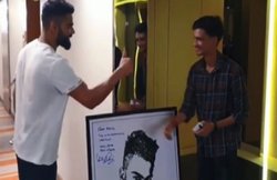 VIDEO: पुराने मोबाइल फोन से तैयार अनोखे पोट्रेट को देख खुश हुए विराट कोहली, फैन ने कुछ इस तरह किया तैयार