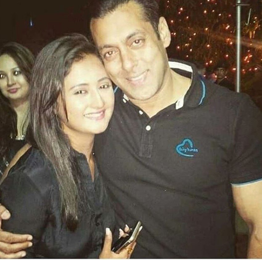 Bigg Boss 13, Rashmi Desai, Rashmi Desai Birthday, Salman Khan, Salman Khan Offer Film To RASHMI Desai, bb13 Contestant rashi desai, Dil Se Dil Tak Actress rashmi desai, Rashmi Desai Lavish Life Style , Rashmi Desai Stylish Life, Rashmi Desai Home, Rashmi Desai Cras, Rashmi Desai Age, entertainment news, bollywood news, television news