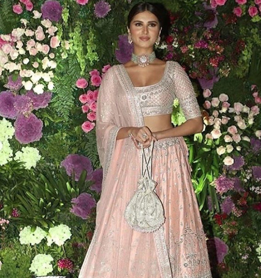 Armaan Jain-Anissa Malhotra wedding, Karisma Kapoor, Kareena Kapoor, Aishwarya Bachchan, abhishek bachchan, aradhya Bachchan, amitabh bachchanm , Armaan Jain Big Fat Wedding, Adhar Jain Tara Sutaria, Ananya Panday, Shanaya Kapoor, entertainment news, bollywood news, television news