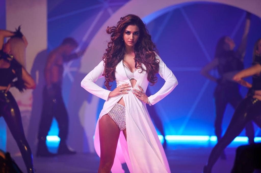 Disha Patanai, Malanag, Disha patani photo, disha patani Gallery, disha patani hot photos, disha patanai sexy images, disha patani Bikini Pictures, disha patani bold pic, Bikini Images