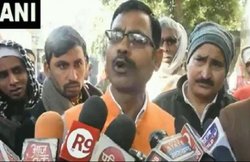 CAA के विरोध के बीच बीजेपी विधायक का ऐलान, शरणार्थियों को गांव में बसाएंगे, 5 बीघे में बनाएंगे टू-रूम फ्लैट