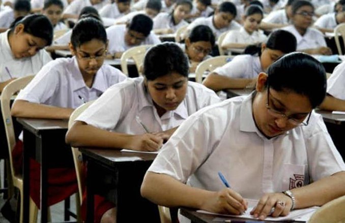 UP Board Exam 2020: पहले ही दिन 2.39 लाख छात्रों ने छोड़ दी परीक्षा, उपमुख्यमंत्री दिनेश शर्मा ने कहा ‘कोई हैरानी की बात नहीं’