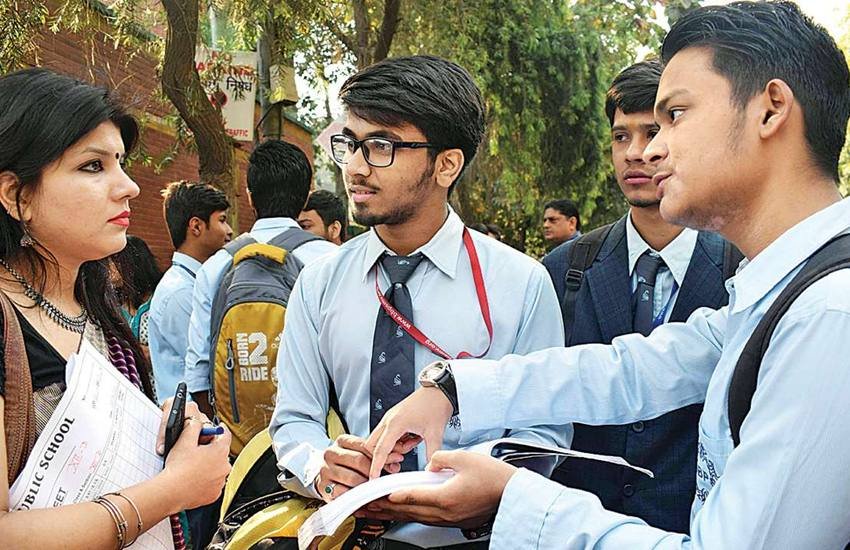 Delhi Maujpur-Babarpur violence, cbse board exam, cbse exam in delhi, ecbse exam Delhi Maujpur-Babarpur violence, north east delhi cbse exam schedule, cbse exam schedule delhi, northeast delhi violence, Maujpur babarpur violence, northeast delhi schools closed, cbse exams, manish sisodia,