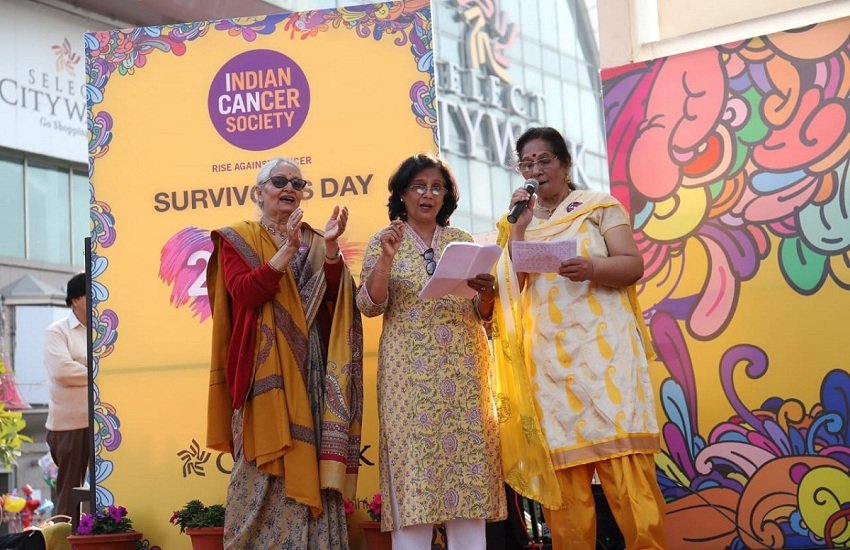 कैंसर की जंग जीत चुकी महिलाओं एवं बच्चों ने दिल्ली में मनाया जश्न कैंसर की जंग जीत चुकी महिलाओं एवं बच्चों ने दिल्ली में मनाया जश्न