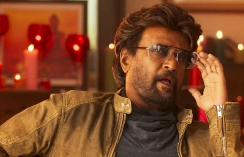 Darbar, Rajinikanth, South Superstar Rajinikanth, Darbar Compensate by Rajinikanth, Darbar Distributors, Darbar Film Makers, Darbar makers Pressurize Rajinikanth For compensation, Lose of Darbar’s box office, Threaten to South Superstar Rajinikanth, Thalaiva Rajinikanth, Bollywood news, television news, entertainment news