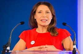 visa,Labour Party,kashmir,Delhi Airport,Debbie Abrahams,British MP,Article 370, British MP Debbie Abrahams, VISA issue, Modi Government