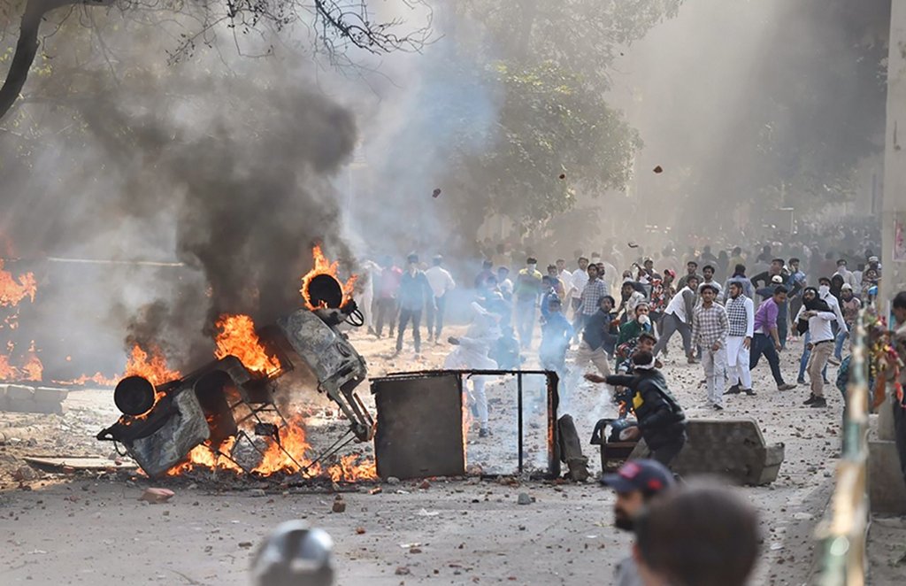 Delhi Violence, Bollywood Stars on Delhi Violence, Sonam Kapoor on Delhi Violance, Vishal Dadlani, Raveena Tandon, Gauhar Khan, Javed Akhtar, Swara Bhaskar,Anurag Kashyap, Richa Chaddha, Kritika Kamra, Stars Spoke Out On Delhi Violence, Delhi being Like Syria, entertainment news, Bollywood news, television news