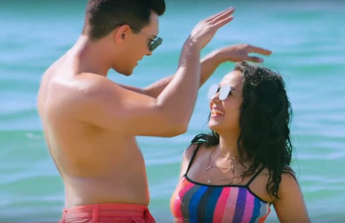 शादी की खबरों के बीच Goa Beach पर रोमांस करते नजर आए नेहा कक्कड़ और आदित्य नारायण