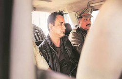 योगी सरकार के खिलाफ बोलने वाले डॉक्टर कफील खान पर पुलिस ने लगाया NSA, CAA के खिलाफ स्पीच देने पर 20 दिनों से जेल में बंद