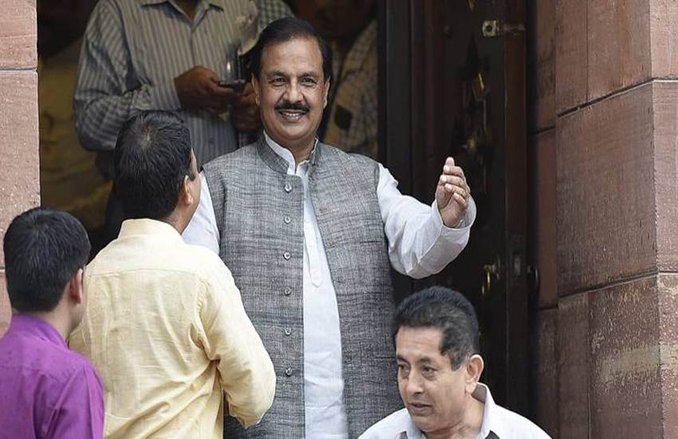 पांच साल में तीन बार बदला गया महेश शर्मा का सरकारी आवास, राष्ट्रपति भवन से सीधा रहा है कनेक्शन