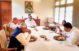 Amit Shah, Mamta Banerjee, naveen Patnaik, Oriya cuisine, Naveen Patnaik,Mamata Banerjee,amit shah,Other cities News,Other cities News in Hindi