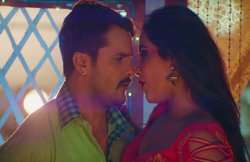 Bhojpuri Video Song: खेसारी लाल यादव का सॉन्ग ‘पागल बनाइबे’ हुआ वायरल, फैंस को पसंद आया काजल राघवानी का अंदाज