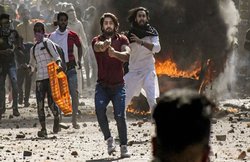 Delhi Violence: धरा गया पुलिस पर बंदूक तानने वाला शाहरुख, खुलेआम सड़क पर की थी फायरिंग