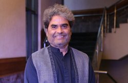 डायरेक्टर विशाल भारद्वाज बोले, कुनाल कामरा मामले के बाद अर्णब नरम पड़ गए हैं, पत्नी ने कहा- लगता है TV म्यूट कर दी थी