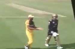 PSL 2020: जेसन रॉय ने वहाब रियाज पर लगाया गेंद से छेड़छाड़ का आरोप, सरफराज बोले- क्रिकेट में ये चीजें होती रहती हैं..