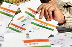 बच्चे के Aadhaar Card में सेवा केंद्रकर्मी से हो गई है स्पेलिंग या टाइपिंग की चूक, तब यूं पकड़ सकते हैं गलती; जानें सही कराने का तरीका