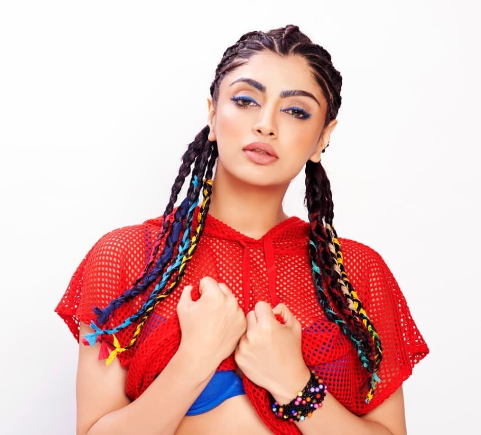bigg boss 13, paras chhabra, paras chhabra girlfriend, paras chhabra loevr, mahira sharma, akanksha puri, akanksha puri bold photos, akanksha puri topless, paras chhabra's girlfriend,bigg boss 13 winners, BB13, Siddharth Shukla, Salman khan