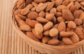 Health Tips, almond limitations, almond limitations in Hindi, Limitations of overeating almonds, almond limitations for people, almond limitations for heart, almond for weight gain, correct amount of almond, almond limitations for stomach, overeating almonds can cause oral allergy, almond limitations for blood pressure, bp patients should eat this much almonds
