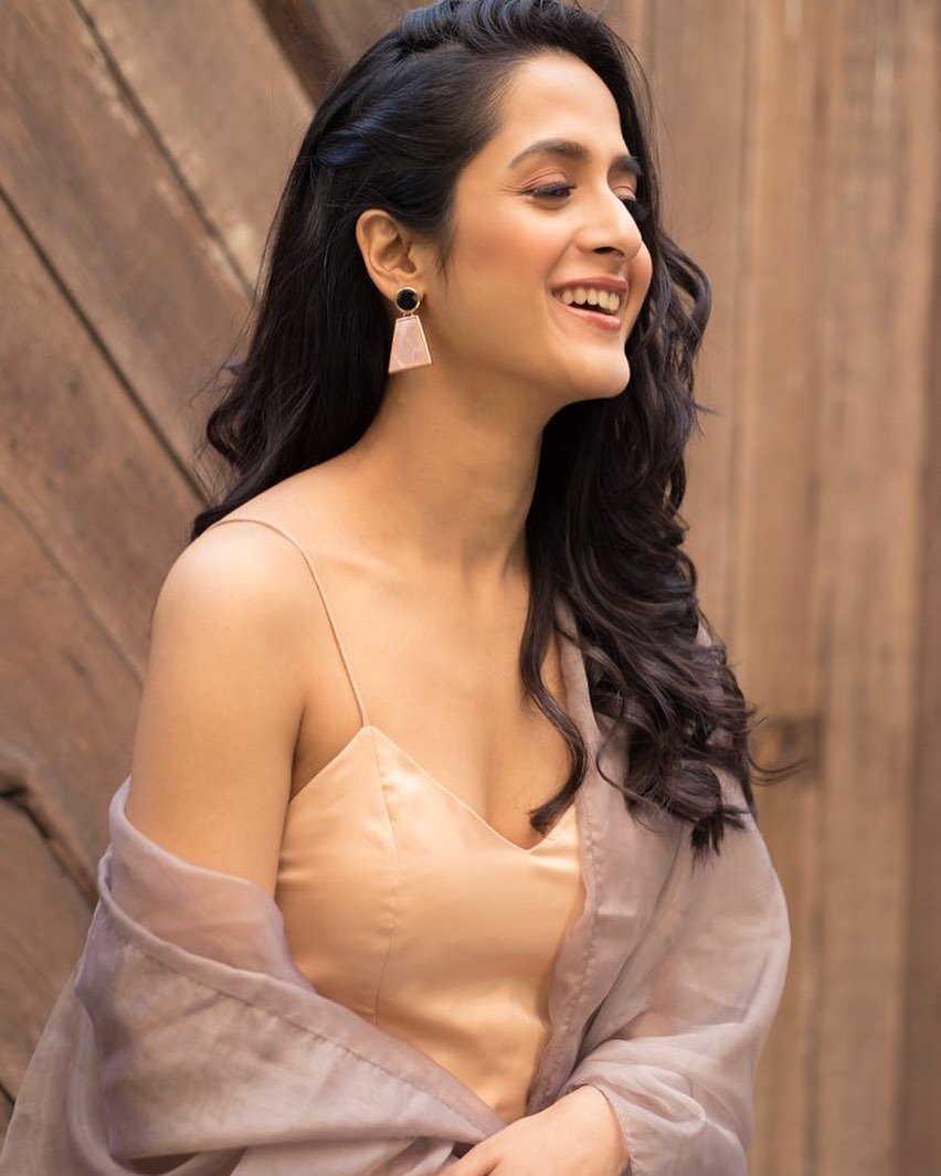 love aaj kal, love aaj kal actress, arushi sharma, arushi sharma age, arushi sharma boyfriend, love aaj kal trailer, love aaj kal movie, kartik aryan, sara ali khan, love aaj kal actress, imtiaz ali, aarushi sharma love aaj kal, aarushi sharma web series, aarushi sharma movies, aarushi sharma movie with deepika Ranbir kapoor, aarushi sharma mistry girl, love-aaj-kal,kartik-aaryan,sara-ali-khan,imtiaz-ali,love-aaj-kal-trailer,arushi-sharma