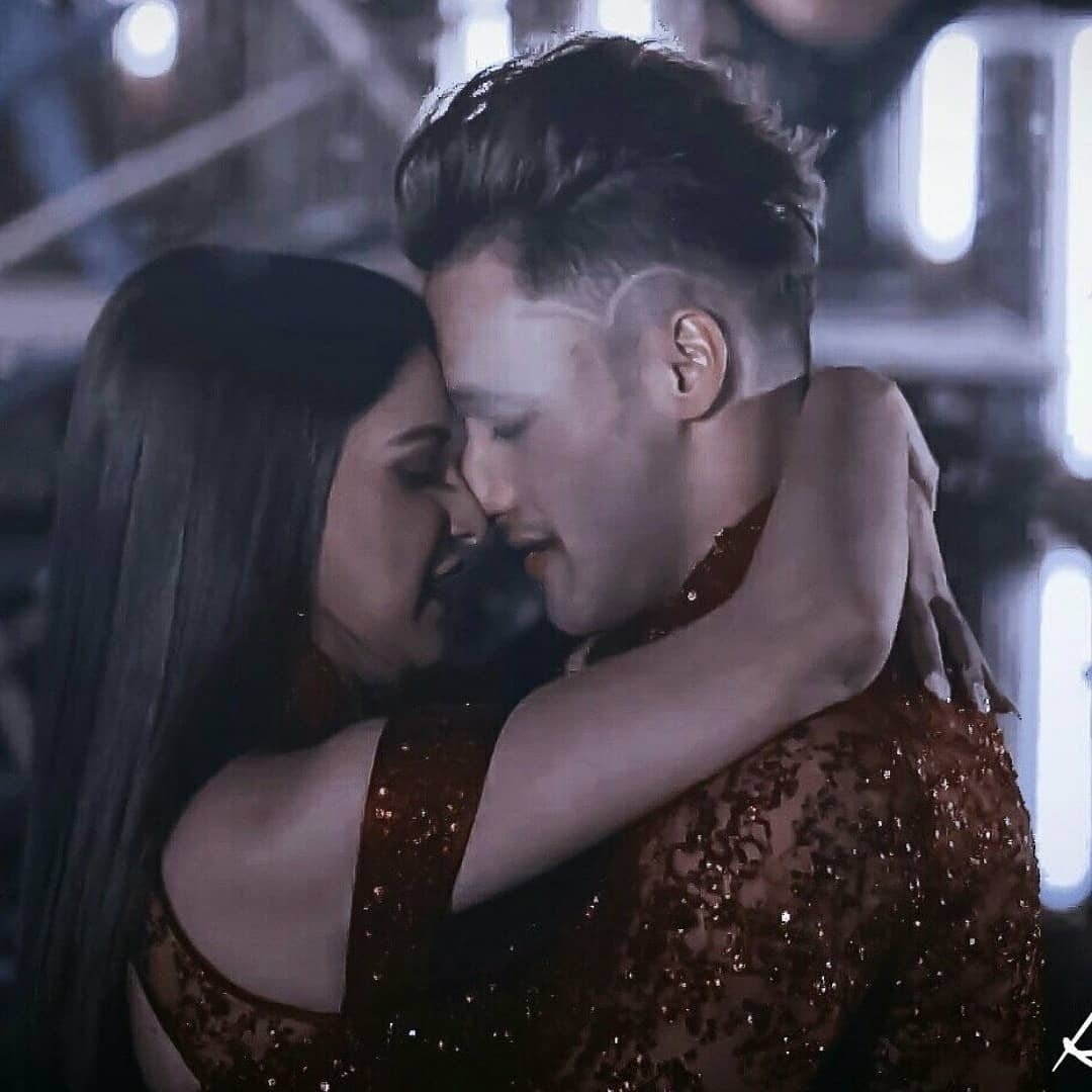 Asim Riaz, Asim Riaz -himanhsi khurana, Asim riaz age, himanshi khurana age, himanshi khurana boyfriend, bigg boss 13, asim riaz, rashmi desai, garmi song, twerk, himanshi khurrana