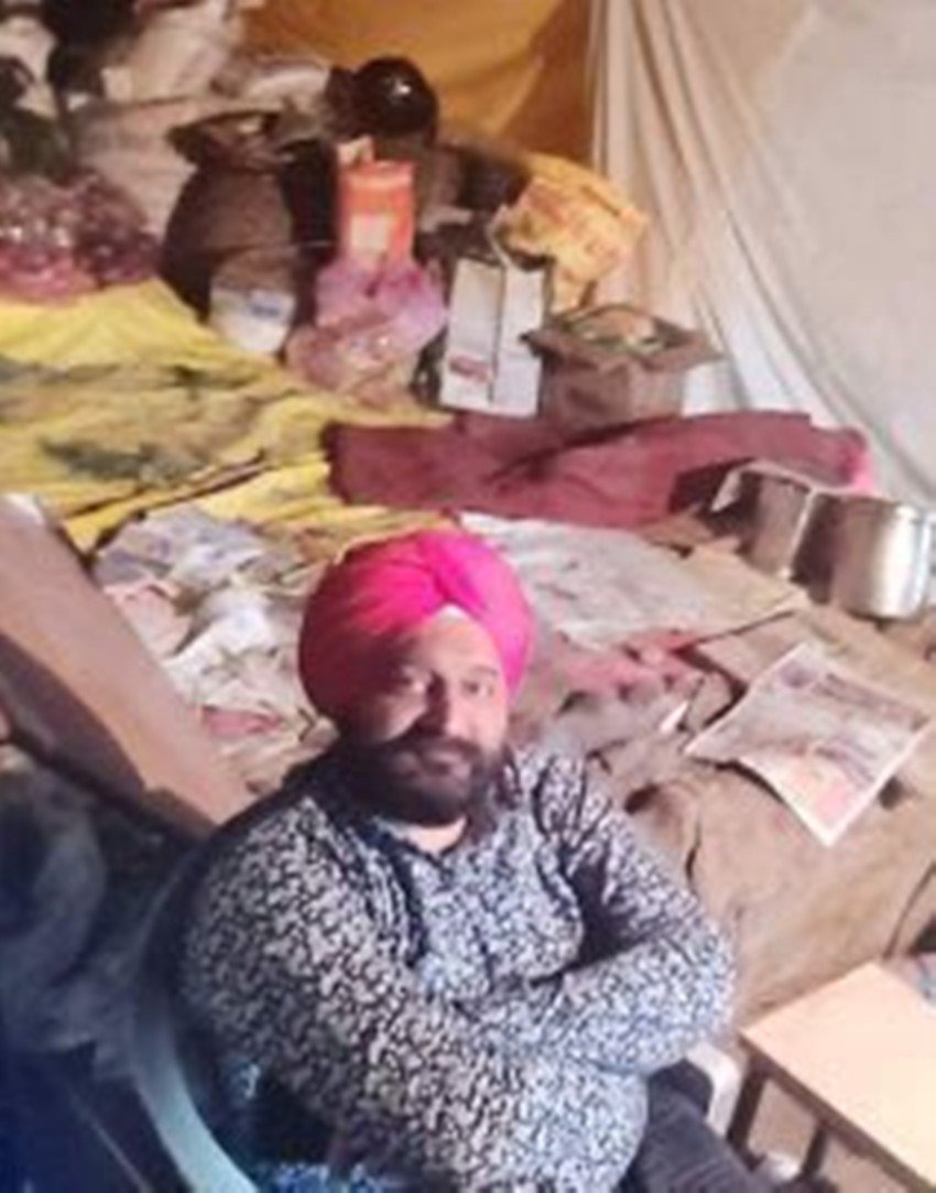 मीडिया से बात करते हुए बिंद्रा ने बताया कि शाहीन बाग में लंगर चलाने का आइडिया उनके बच्चों ने उन्हें दिया था।