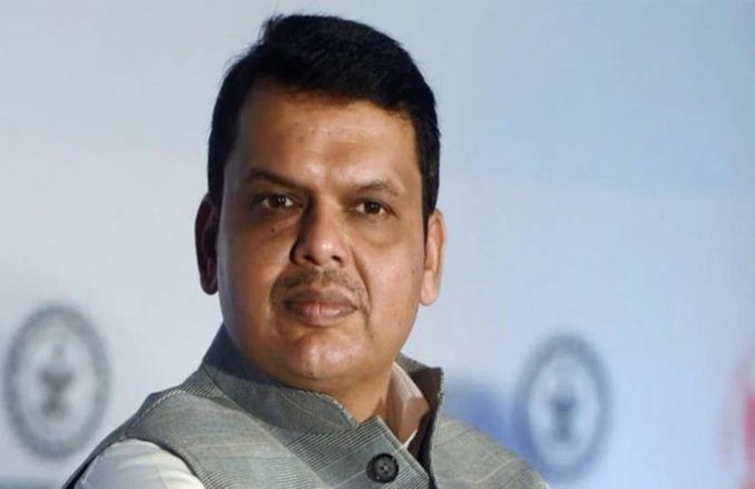 महाराष्ट्र: पांच साल में एक कॉन्स्टेबल भी बहाल नहीं कर सकी फड़णवीस सरकार, उद्धव सरकार ने 68,000 नियुक्तियों को दी हरी झंडी