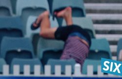 ICC Women T20 World Cup: चामरी अट्टापट्टू ने जड़ा शानदार छक्का; फैन ने लपका हैरतअंगेज कैच, देखें VIDEO