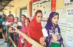 पुराने वोटर आईडी से नया कलरफुल PVC वोटर बनवाइए, सिर्फ 30 रुपये में, घर बैठे मोबाइल से होगा काम