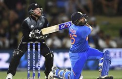 IND vs NZ: रोहित शर्मा वनडे और टेस्ट सीरीज से हुए बाहर! टीम इंडिया को लगा बड़ा झटका