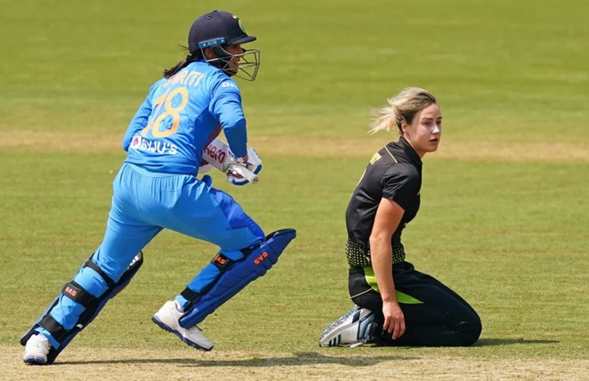 India Women vs Australia Women LIVE Cricket Score: भारतीय महिला बनाम ऑस्ट्रेलिया महिला फाइनल टी20 मैच लाइव स्कोर।