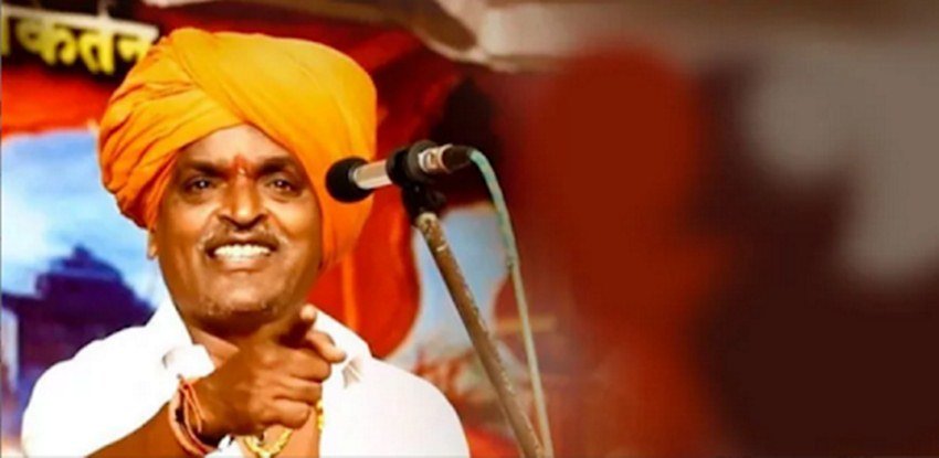 सोशल मीडिया में इंदुरीकर महाराज का जो वीडियो वायरल हो रहा है उसमें वह बता रहे हैं कि कैसे बेटा पैदा किया सकता है।