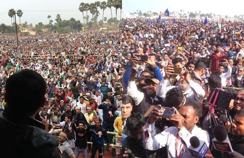 नागरिकता संशोधन कानून (CAA) और NRC को लेकर देश के कई हिस्सों में विरोध प्रदर्शन जारी हैं। लोग सड़कों पर उतर इस कानून के विरोध में आवाज बुलंद कर रहे हैं। वहीं दूसरी तरफ जवाहरलाल नेहरू यूनिवर्सिटी (JNU) के पूर्व छात्र संघ अध्यक्ष और सीपीआई नेता कन्हैया कुमार CAA, NRC और NPR के खिलाफ ताल ठोंकते हुए बिहार में महीने भर लंबी यात्रा पर हैं। कन्हैया कुमार की इस यात्रा का नाम है: 'जन-गण-मन यात्रा'। बिहार के सभी 38 ज़िलों में यह यात्रा सीएए, एनआरसी और एनपीआर के ख़िलाफ़ लोगों को एकजुट करने के लिए की जा रही है। कन्हैया की रैलियों में भारी भीड़ जुट रही है। कन्हैया अपनी रैलियों में केंद्र सरकार पर जमकर हमला बोल रहे हैं। रोजगार से लेकर अर्थव्यवस्था तक के मुद्दों पर कन्हैया सरकार पर निशाना साध रहे हैं। ( All Photos: Kanhaiya Kumar Instagram )