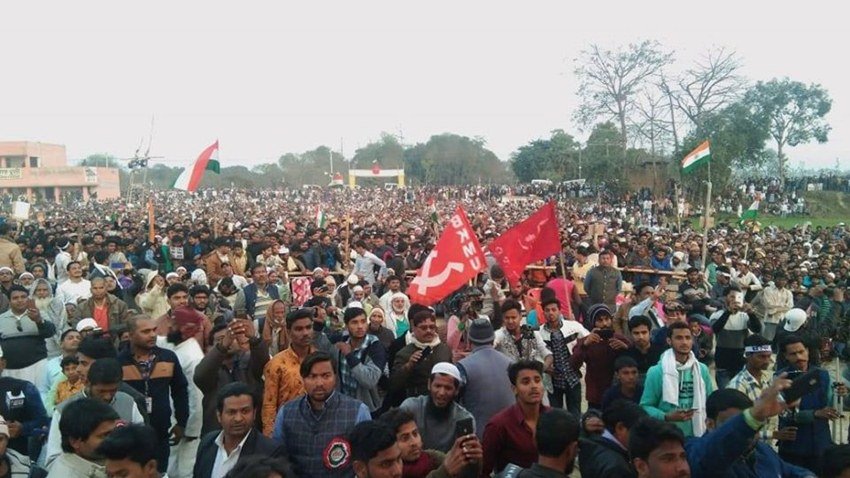 हालांकि, कन्हैया कुमार इस हमले में बाल-बाल बच गए थे और वह पूरी तरह से सुरक्षित हैं। हमलावरों में से एक को पकड़ लिया गया है।