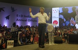 kapil dev