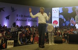 बेबाक: कपिल ने खिलाड़ियों से कहा- ‘देश के लिए खेलते समय अपना सर्वश्रेष्ठ देने की जरूरत, थक गए हैं तो मत खेलें IPL