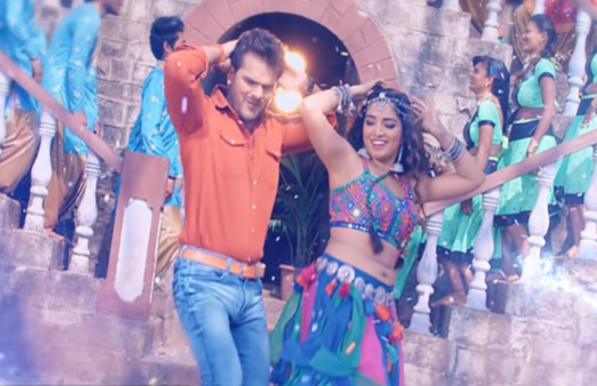 khesari lal, khesari, Amrapli Dubey, Khesari lal And Amrapali Dubey,Laga Ke Vaseline, खेसारी लाल, Mehndi Laga Ke Rakhna 3, mehandi laga ke rakhna 3 movie song, khesari lal bhojpuri song, hothwa se madhu chuye, मेहंदी लगा के रखना 3, भोजपुरी गाना ओठवा से मधु चुए, भोजपुरी गाना, ओठवा से मधु चुए,