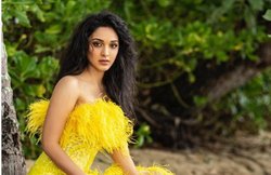 कियारा आडवाणी मेकअप हटाने के लिए बेबी ऑयल का करती हैं इस्तेमाल, जानिए कैसे रखती हैं स्किन का ध्यान