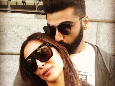 valentine day, velintine week, alia bhatt with ranbir kapoor, deepika ranveer, hARDIK PANDYA- NATASHA, malaika- arjun, varun dhawan- natasha dalal, bollywood couples, bollywood celebs, bollywood news, bollywood couples affair,