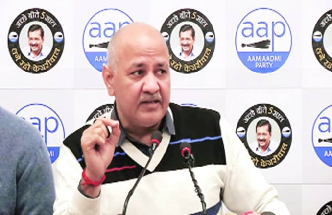 गर्मी की छुट्टियों में खुले रह सकते हैं दिल्ली के स्कूल, कोरोना बंदी की होगी भरपाई? मनीष सिसोदिया ने अभिभावकों से मांगे सुझाव