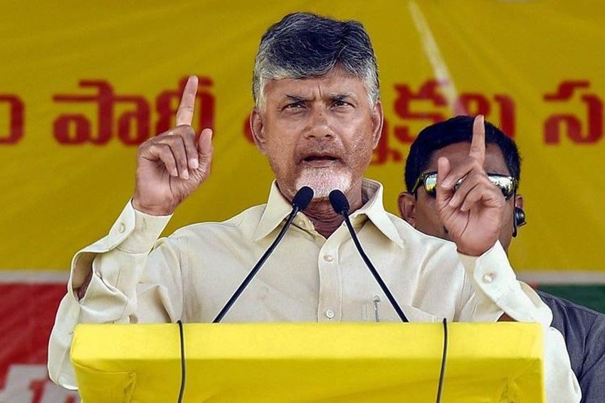 लोकेश ने पिता चंद्रबाबू नायडू पहले की कुल संपत्ति 3.87 करोड़ रुपये बताई है। हालांकि होम लोन के कारण उन पर 5.13 करोड़ रुपये की देनदारी भी है।