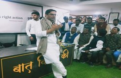 पटना में प्रशांत किशोर के खिलाफ 420 का FIR, चुनावी कैम्पेन में कॉपी चोरी करने के आरोप