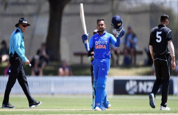IND vs NZ: ‘पृथ्वी शॉ स्पेशल टैलेंट लेकिन फिटनेस के लिए करनी होगी मेहनत’ आकाश चोपड़ा ने सलामी बल्लेबाज को दी सलाह